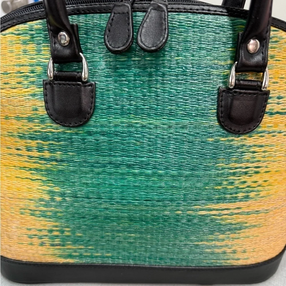 Le Sac | Handmade Woven Gradient Green and Yellow Bag